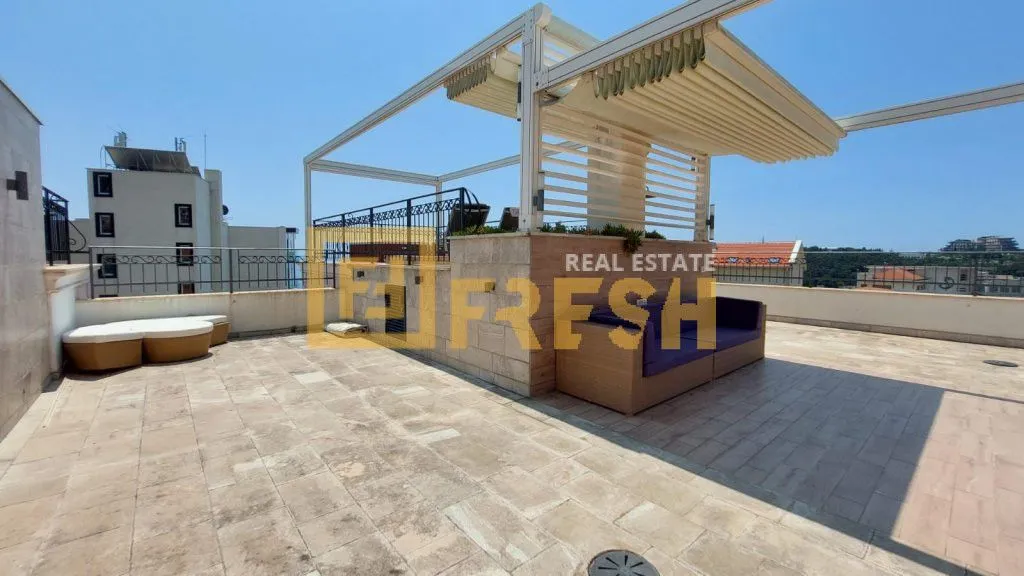 Prodaja, dvosoban stan, 265m², Bečići, Budva