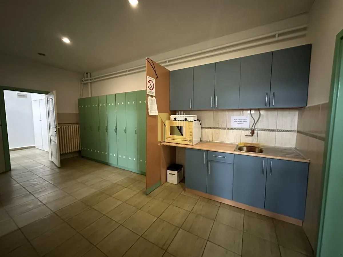 Rent, office space, 1200m², Klisa, Novi Sad Sve Podlokacije