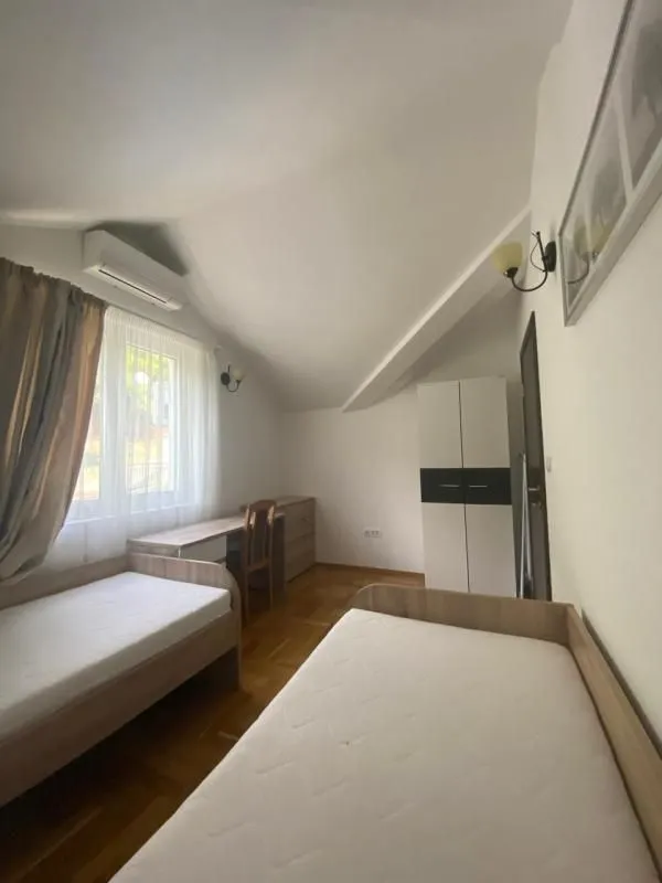 Prodaja, dvosoban stan, 65m², Baošići, Herceg Novi