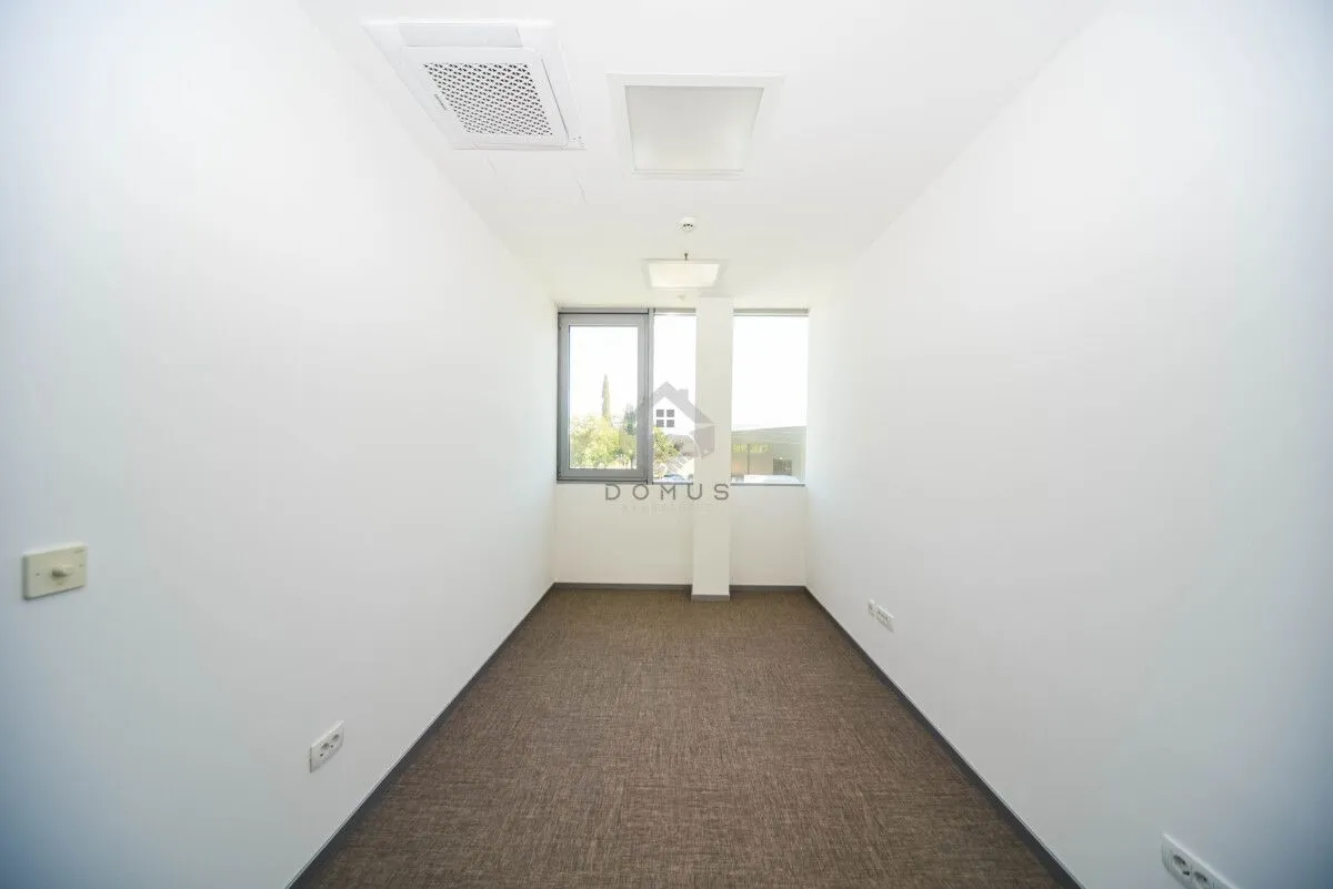 Rent, office space, 600m², Donja Gorica, Podgorica
