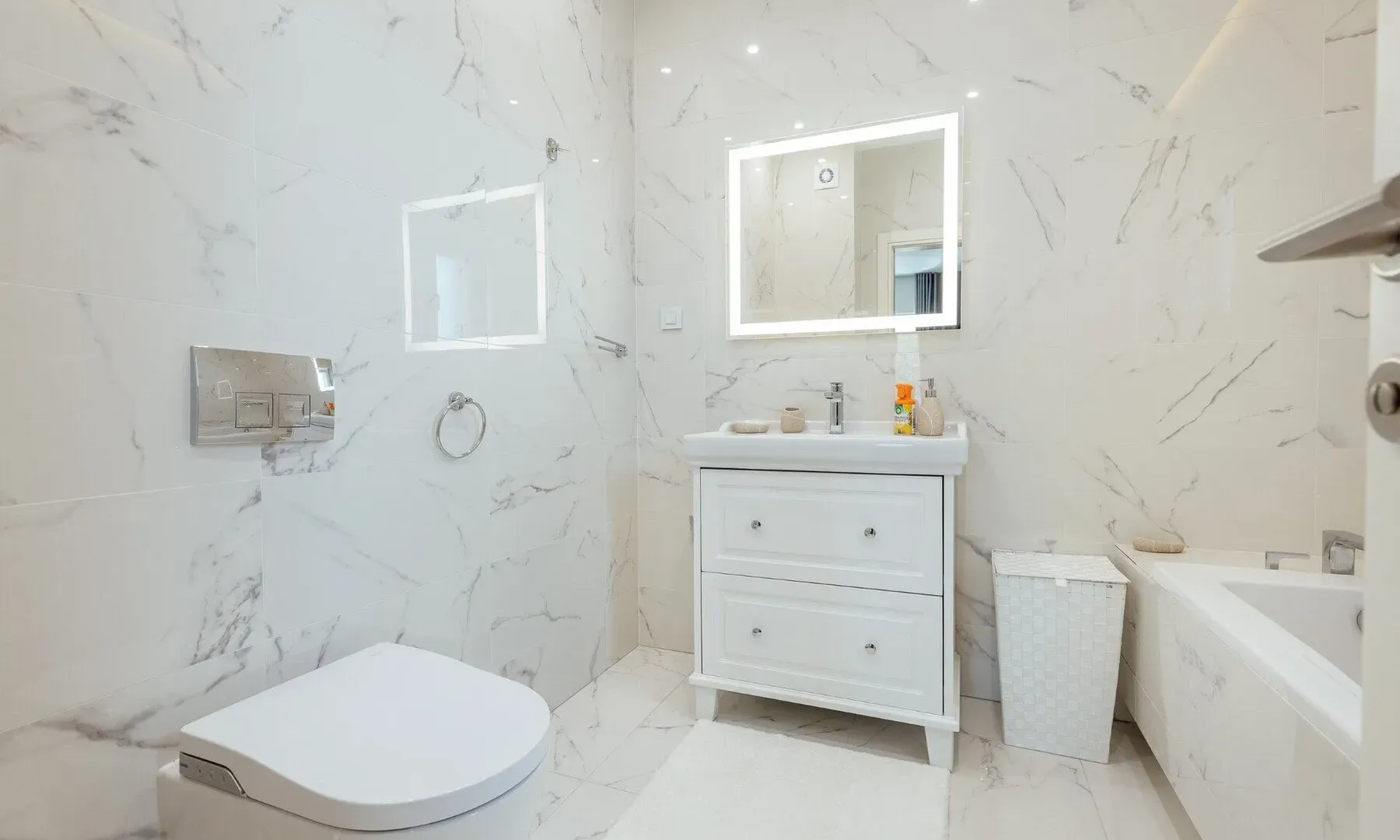 Sale, three bedroom apartment, 158m², Bunovići, Kotor