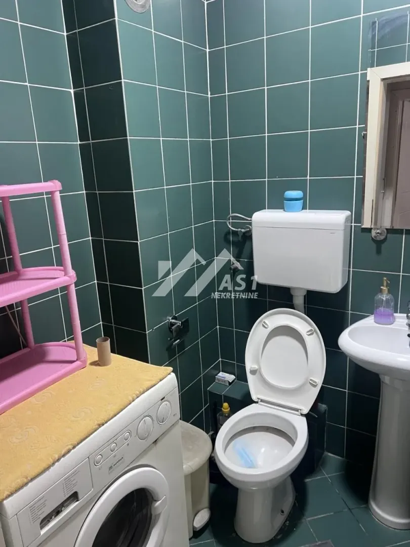 Izdavanje, dvosoban stan, 60m², Grbavica, Novi Sad Sve Podlokacije