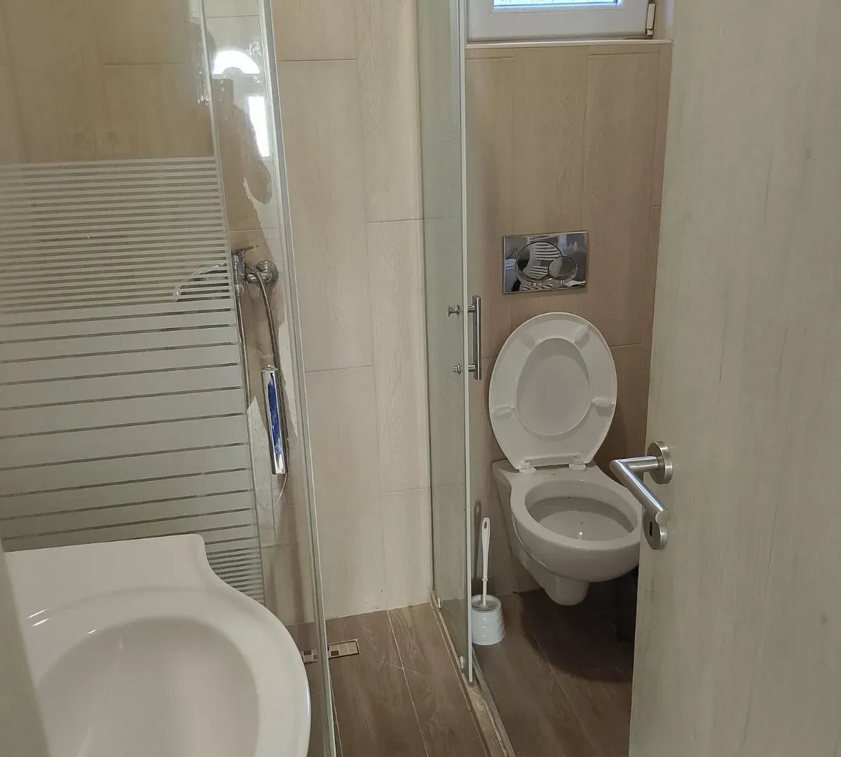 Izdavanje, dvosoban stan, 60m², Zelenika, Herceg Novi