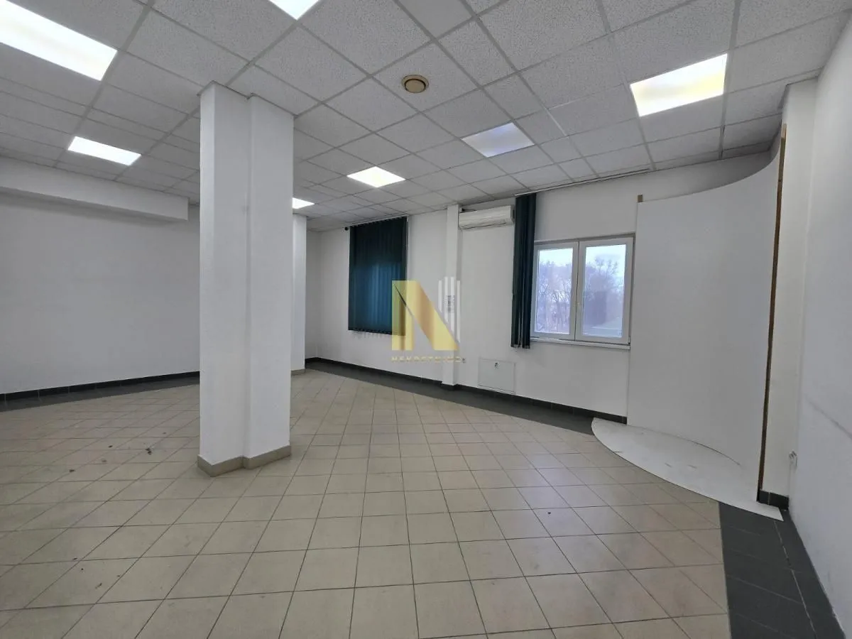Rent, office space, 1500m², Sajlovo, Novi Sad Sve Podlokacije