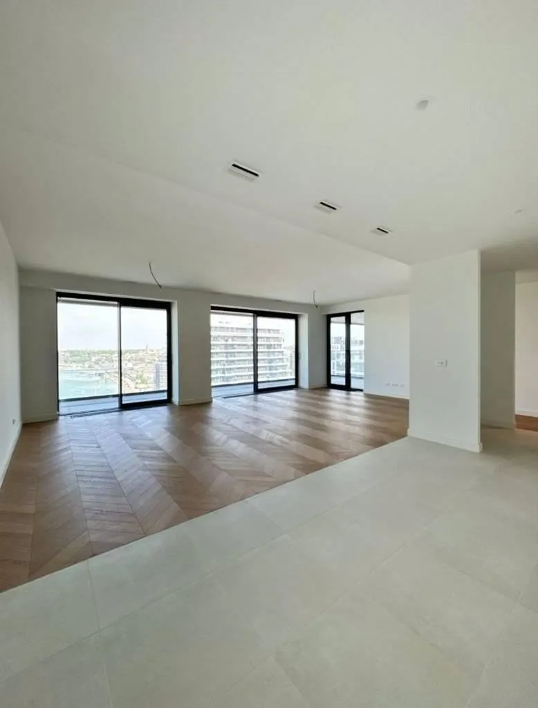 Sale, four bedroom apartment, 176m², Savski Venac, Beograd