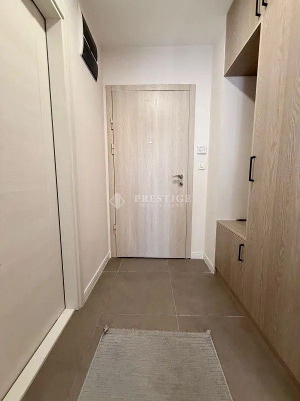 Rent, one bedroom apartment, 42m², Pobrežje, Podgorica