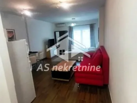 Izdavanje, jednosoban stan, 40m², Čubura, Beograd - image 3