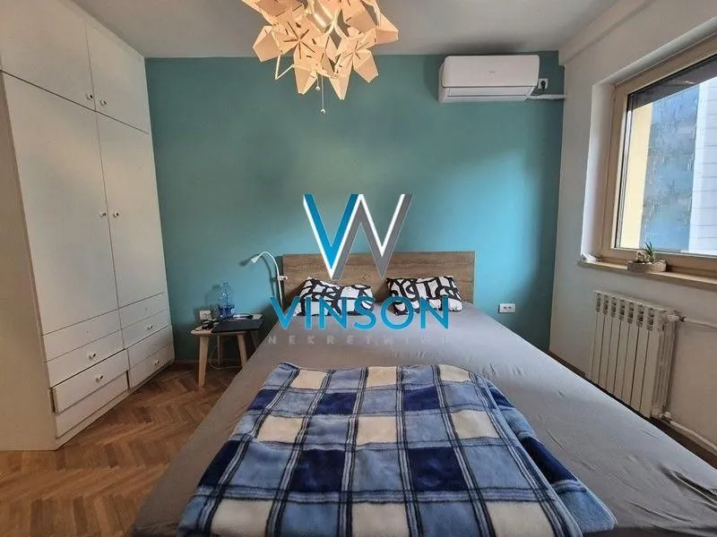 Prodaja, četvorosoban stan, 117m², Centar, Novi Sad