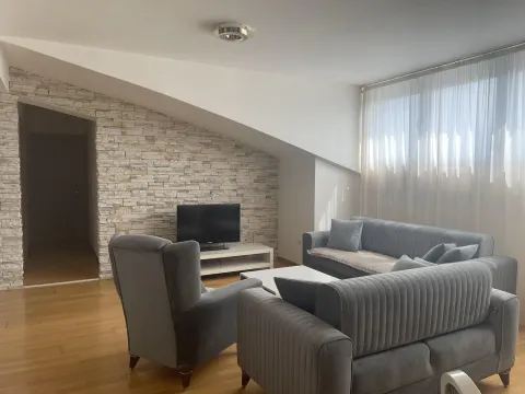 Rent, two bedroom apartment, 71m², Stari Aerodrom, Podgorica - image 7