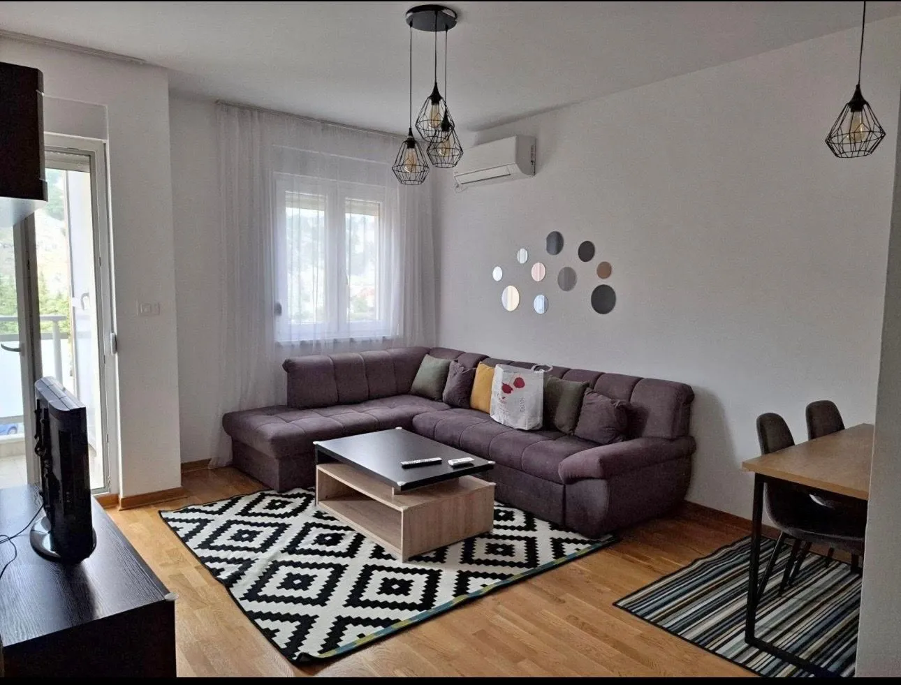 Rent, one bedroom apartment, 45m², City Kej, Podgorica