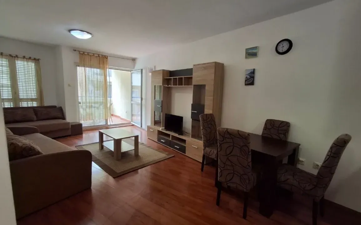 Rent, one bedroom apartment, 54m², Adok, Budva