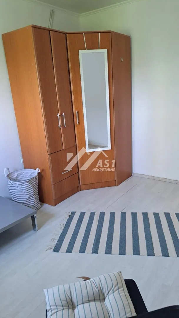 Izdavanje, jednosoban stan, 43m², Liman 2, Novi Sad Sve Podlokacije