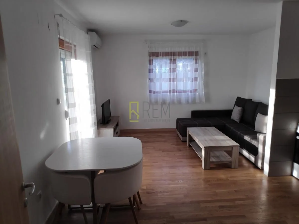 Rent, two bedroom apartment, 55m², Centar, Podgorica