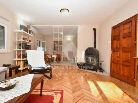 Prodaja, kuća, 160m², Murtovina, Podgorica - image 6