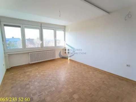 Sale, two bedroom apartment, 70m², Novi Beograd Blok 45, Novi Beograd Sve Podlokacije - image 7