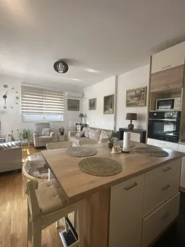 Rent, three bedroom apartment, 83m², Karaburma, Palilula Sve Podlokacije - image 12
