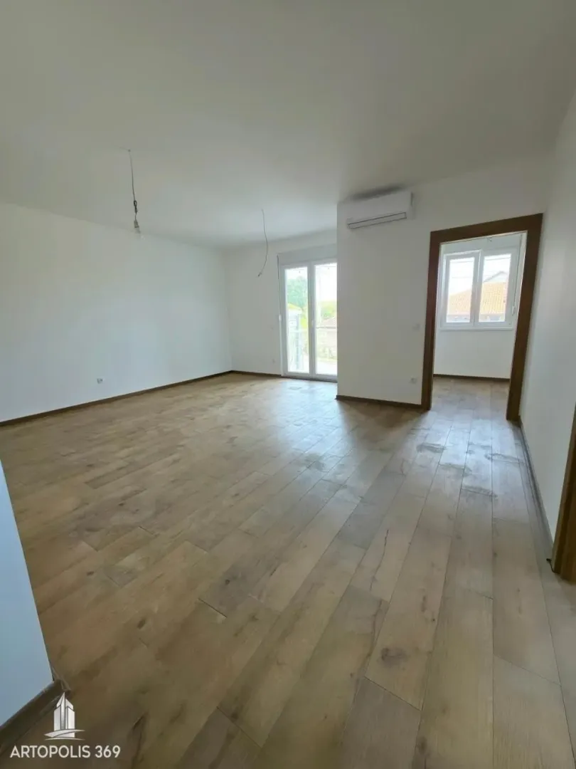 Prodaja, dvosoban stan, 56m², Miljakovac, Rakovica