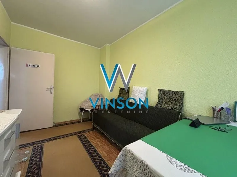 Prodaja, kuća, 195m², Salajka, Novi Sad Sve Podlokacije