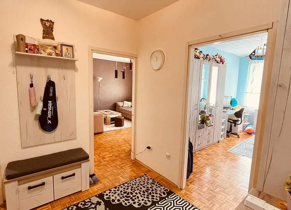 Sale, two bedroom apartment, 56m², Padinska Skela, Palilula Sve Podlokacije
