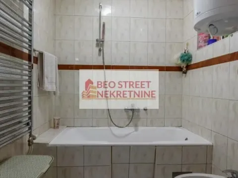 Prodaja, četvorosoban stan, 131m², Stari Grad, Beograd - image 16