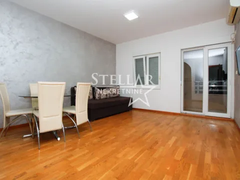 Rent, one bedroom apartment, 50m², City Kvart, Podgorica - image 1