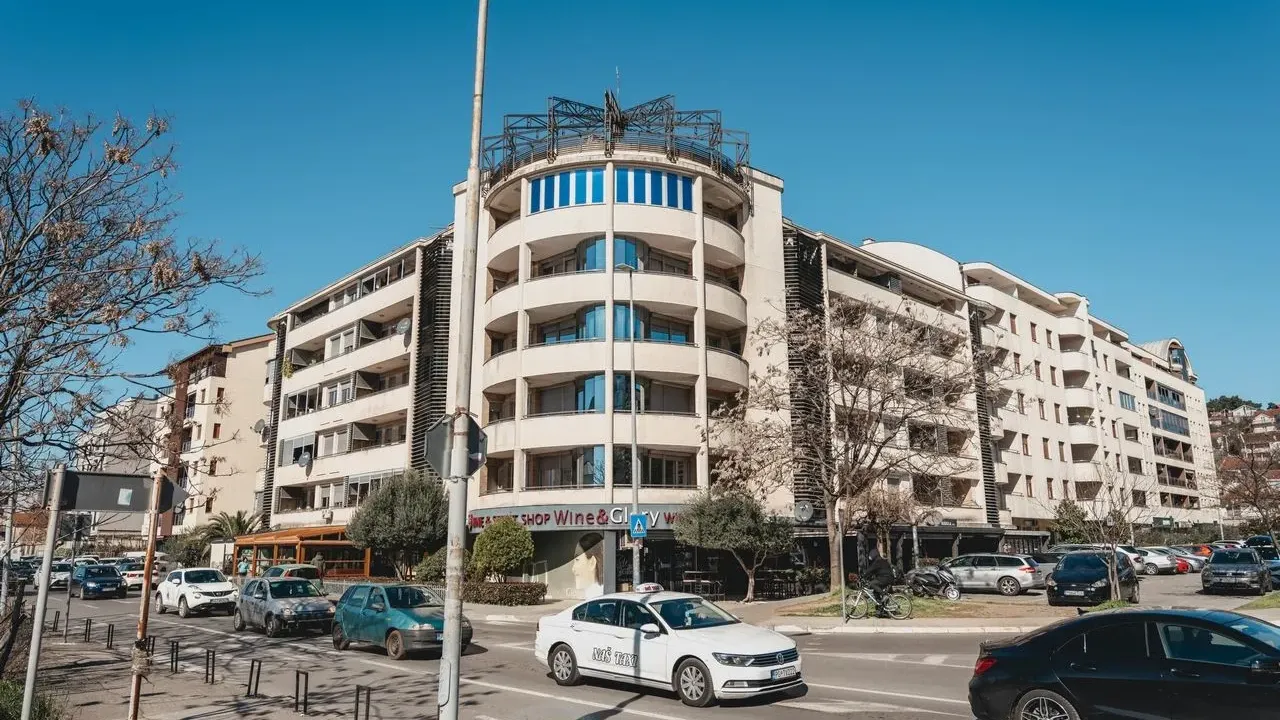 Prodaja, trosoban stan, 127m², Preko Morače, Podgorica