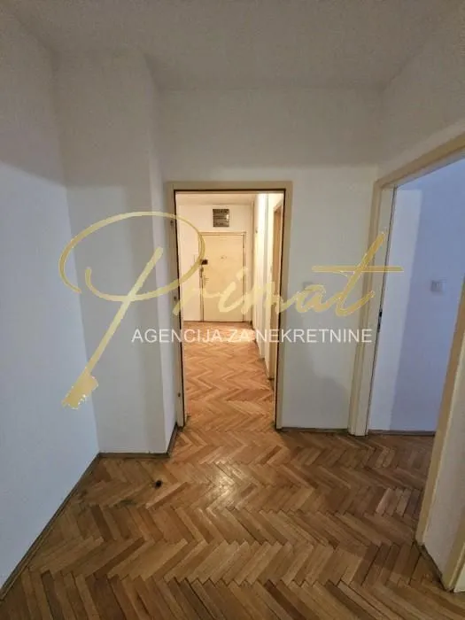 Sale, three bedroom apartment, 84m², Vukov Spomenik, Zvezdara Sve Podlokacije