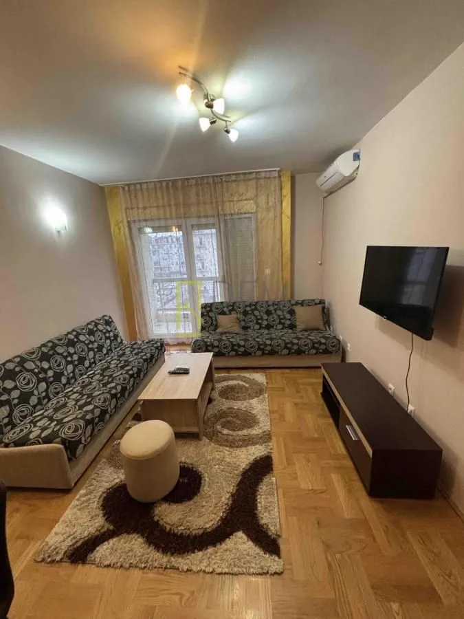Prodaja, jednosoban stan, 44m², Stari Aerodrom, Podgorica