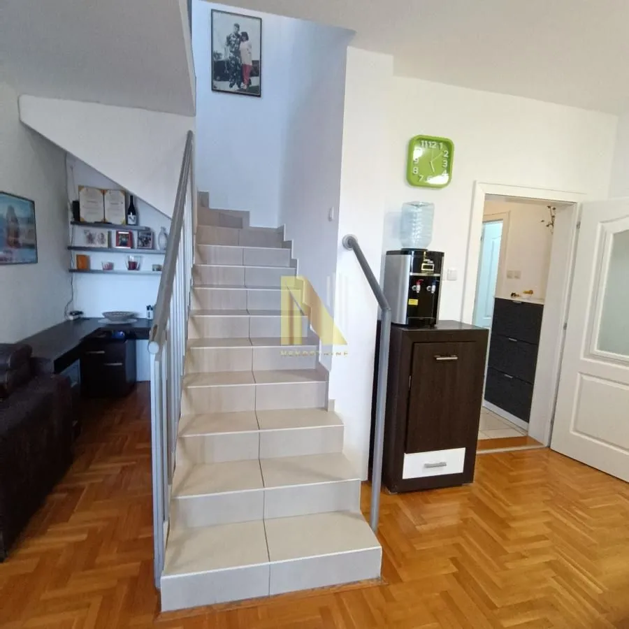 Prodaja, trosoban stan, 90m², Nova Detelinara, Novi Sad Sve Podlokacije