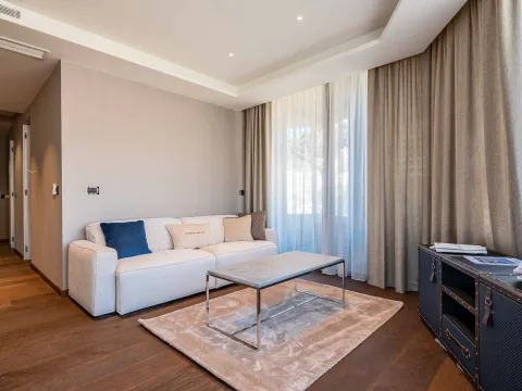 Sale, two bedroom apartment, 95m², Budva, Crna Gora - image 8