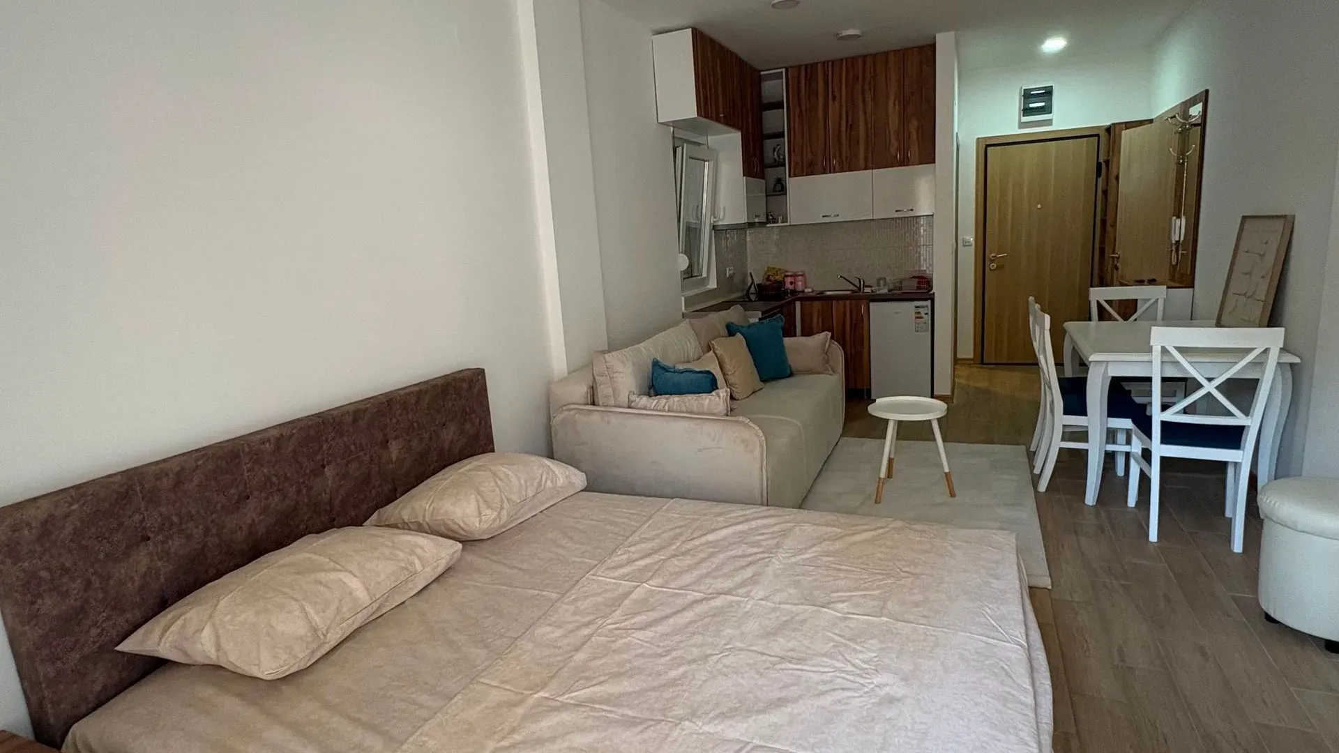 Rent, studio apartment, 33m², Budva, Crna Gora