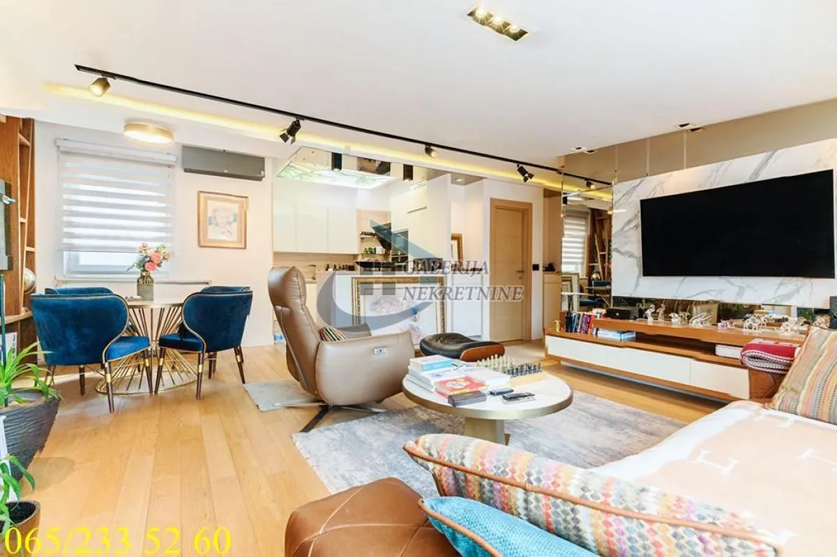 Sale, three bedroom apartment, 83m², Južni Bulevar, Vračar Sve Podlokacije