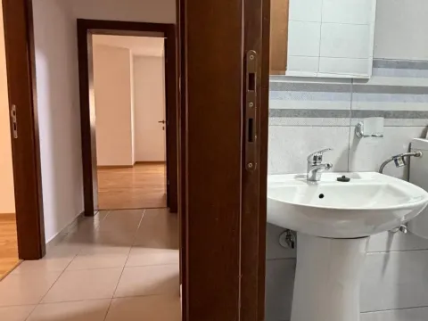 Prodaja, dvosoban stan, 73m², Tuški Put, Podgorica - image 9