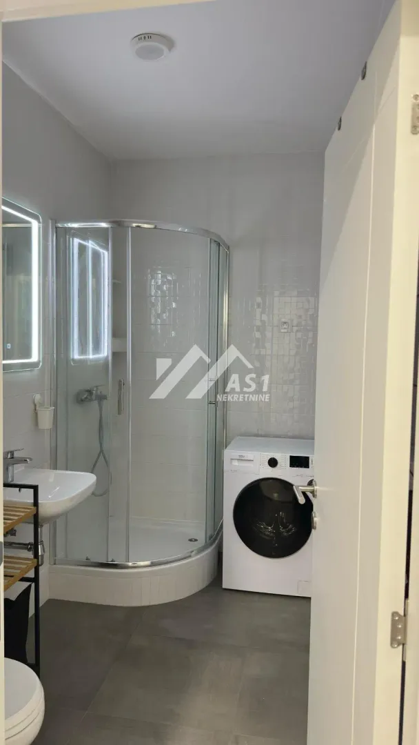 Izdavanje, jednosoban stan, 41m², Novi Sad Sve Podlokacije, Novi Sad