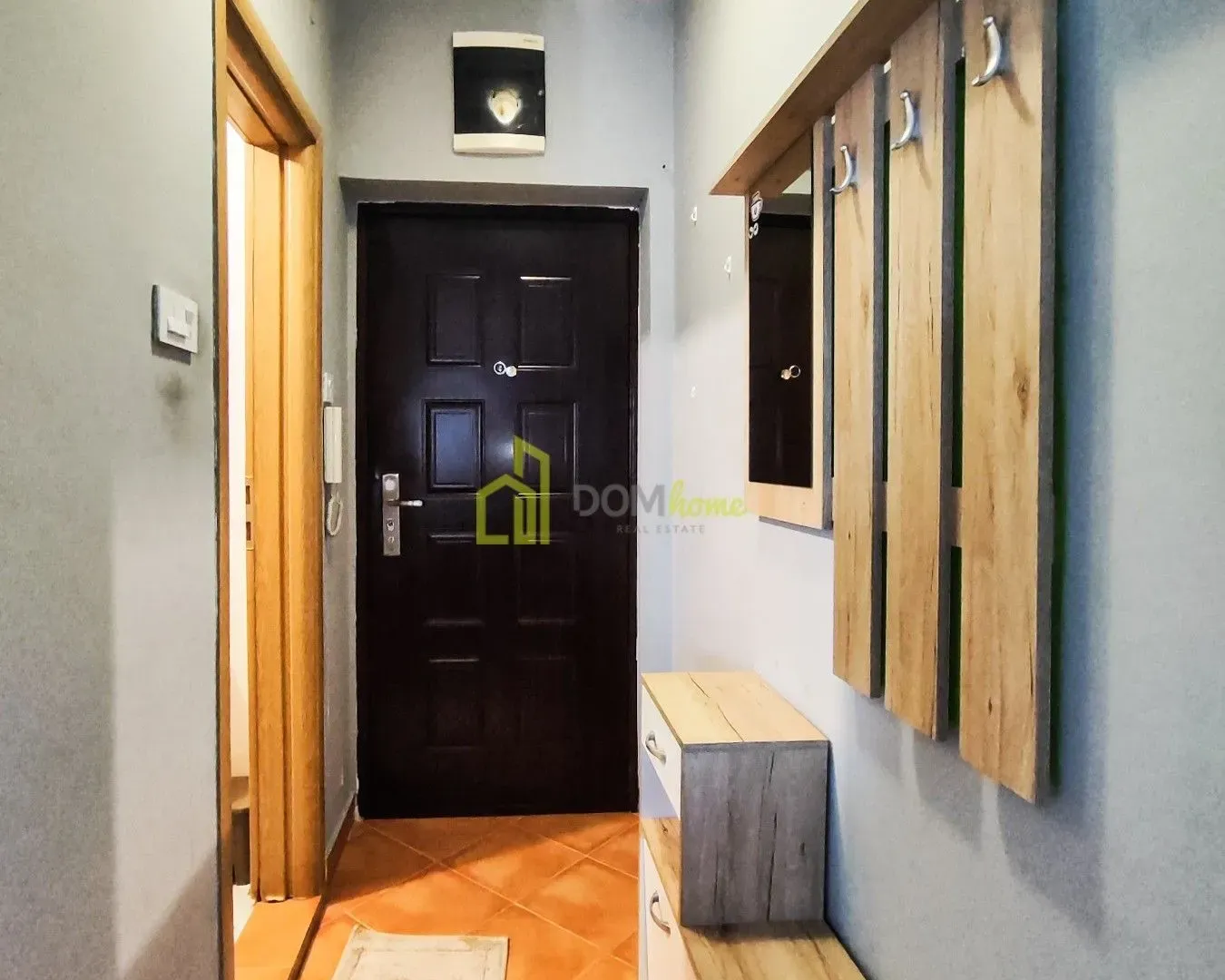 Izdavanje, jednosoban stan, 44m², Kod Big Fashion-a, Podgorica