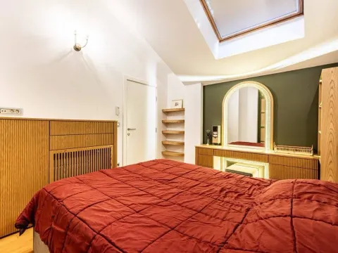 Izdavanje, dvosoban stan, 72m², Centar, Tivat - image 6