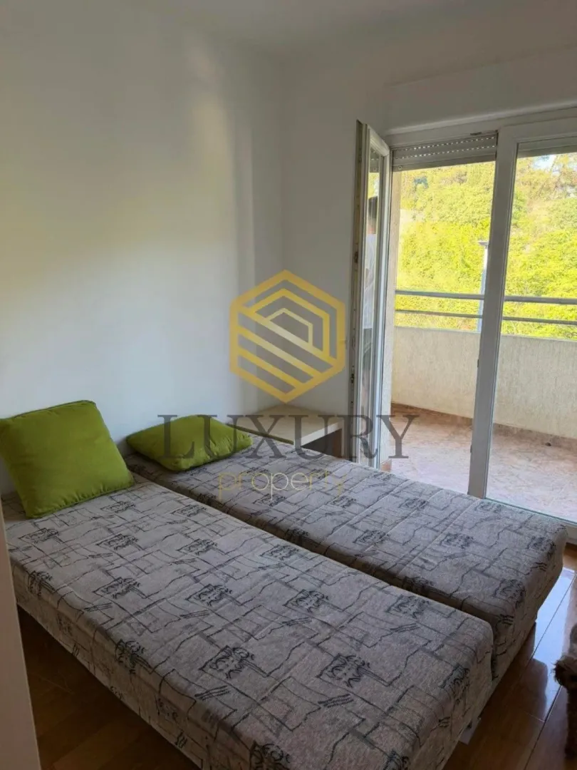 Izdavanje, jednosoban stan, 45m², Zagorič, Podgorica