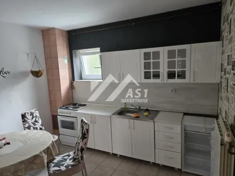 Rent, house, 90m², Lipov gaj, Novi Sad Sve Podlokacije - image 3