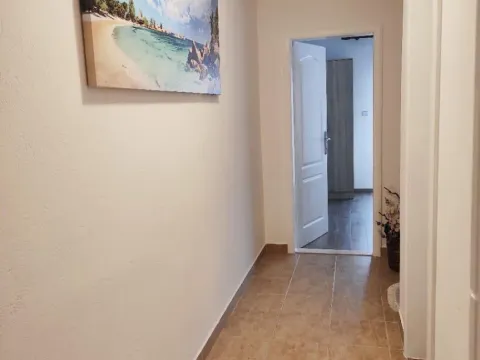 Izdavanje, dvosoban stan, 60m², Gomila, Herceg Novi - image 6