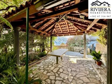 Sale, two bedroom apartment, 90m², Krašići, Tivat - image 10