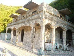 Prodaja, kuća, 100m², Herceg Novi, Crna Gora