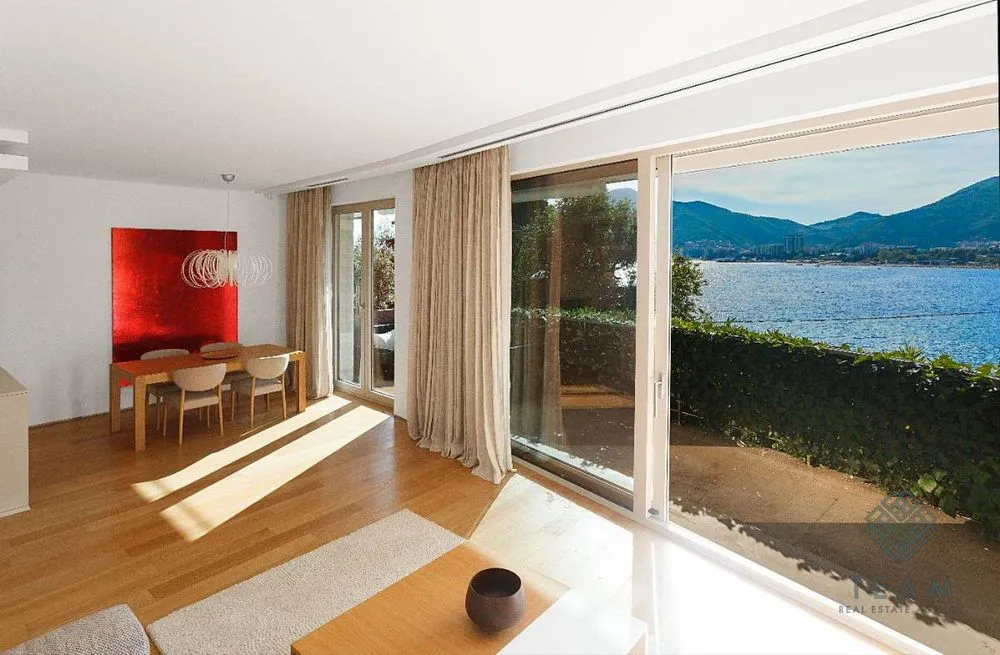 Sale, one bedroom apartment, 107m², Dukley Gardens, Budva