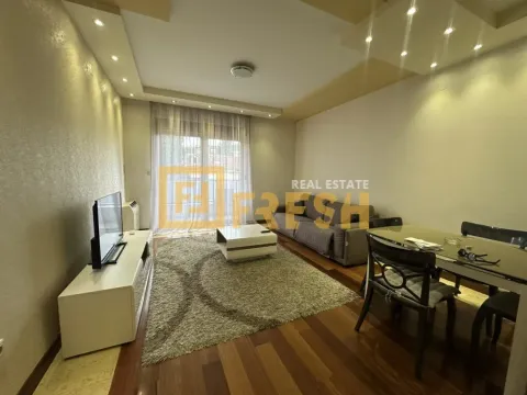 Izdavanje, jednosoban stan, 58m², Centar, Podgorica - image 2