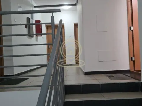 Prodaja, četvorosoban stan, 96m², Bulevar Evrope, Novi Sad Sve Podlokacije - image 1