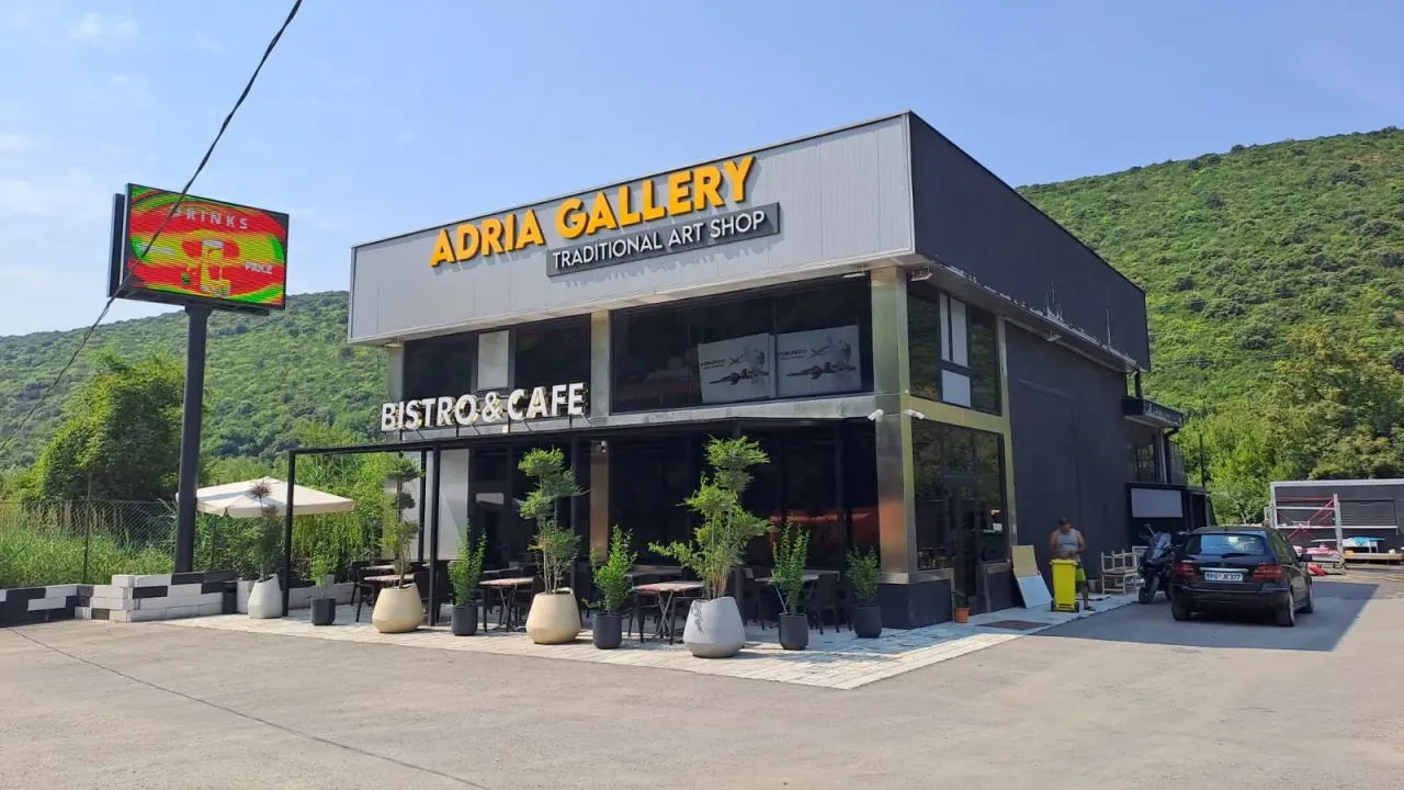 Sale, office space, 615m², Kubasi, Kotor