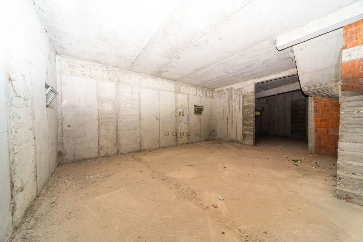 Rent, office space, 350m², Central Point, Podgorica