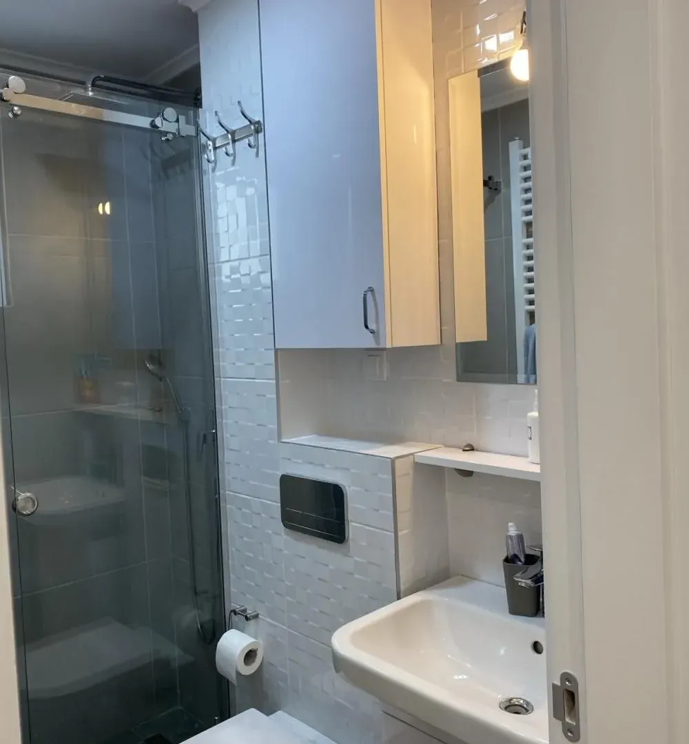 Izdavanje, jednosoban stan, 38m², Lekino Brdo, Voždovac Sve Podlokacije