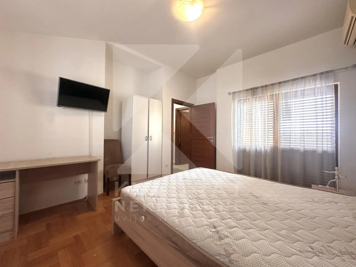 Rent, house, 326m², Stari Aerodrom, Podgorica