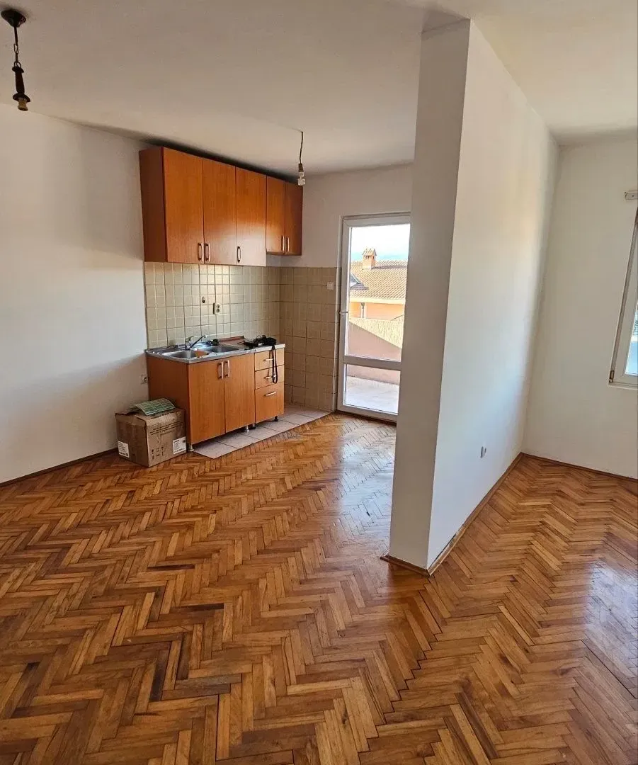 Prodaja, jednosoban stan, 58m², Stari Aerodrom, Podgorica
