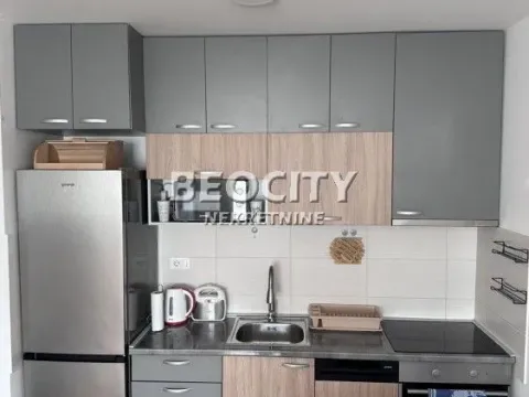 Rent, two bedroom apartment, 42m², Centar, Novi Sad - image 3